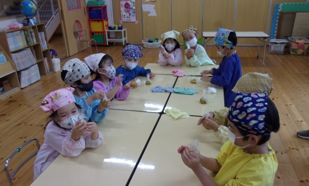 第一園 うめ組(5歳児)スウィートパンプキン作り 9月19日